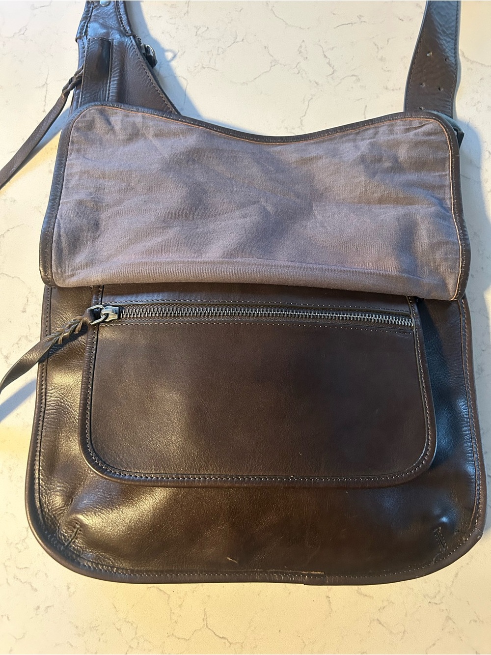 EUC WE THE FREE Roots Revival Sling Shoulder Crossbody Bag in Espresso - Picture 8 of 16